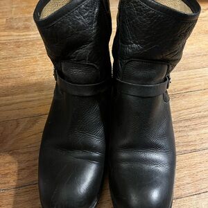 Frye Black Textured Leather Booties
